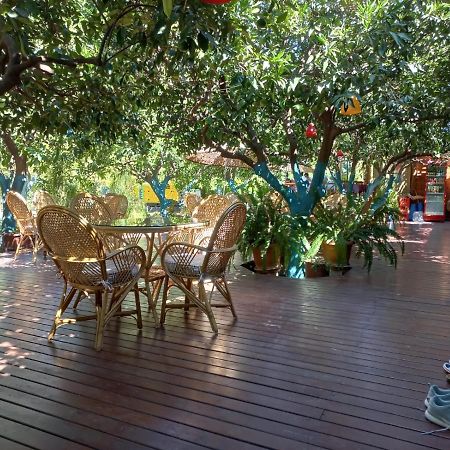 Bahce Villa Чирали Екстериор снимка