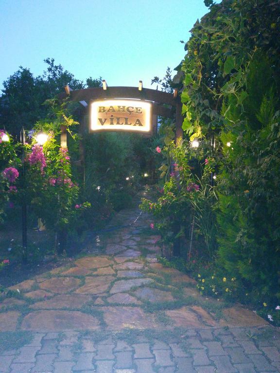 Bahce Villa Чирали Екстериор снимка